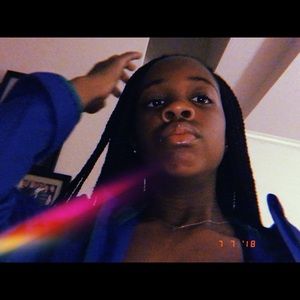 Meet your Posher, Carys